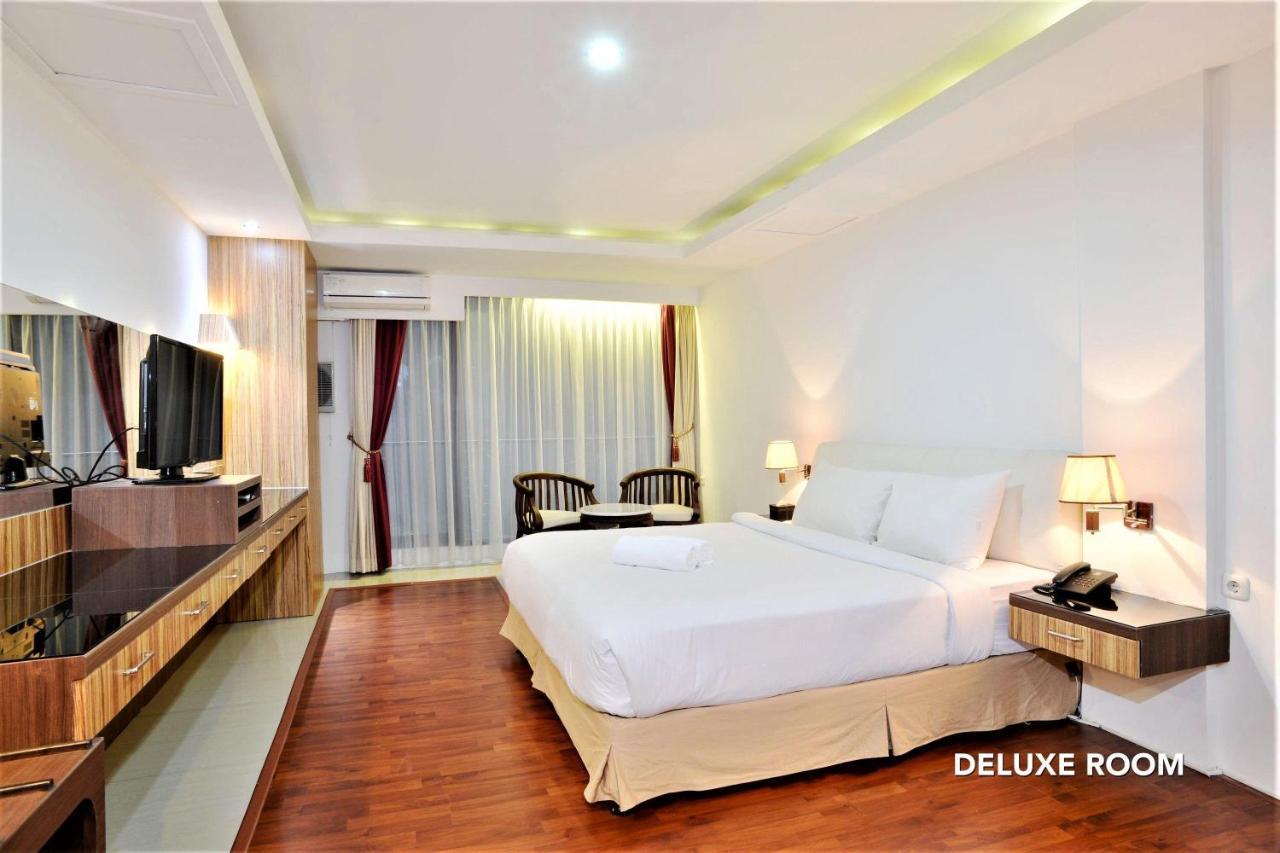 Kasira Residence Peladen ภายนอก รูปภาพ