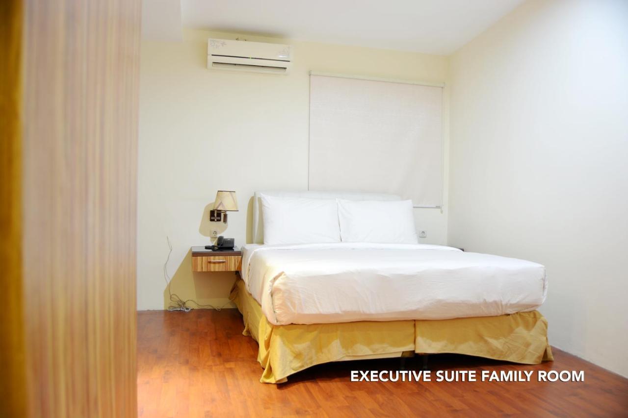Kasira Residence Peladen ภายนอก รูปภาพ
